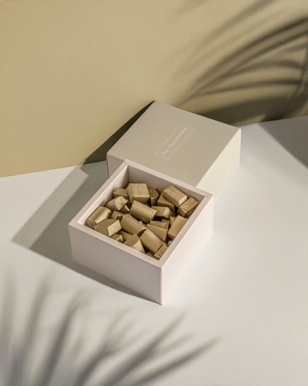 Wrapped Mix Chocolates Box 1 KG (approx. 66 pieces)